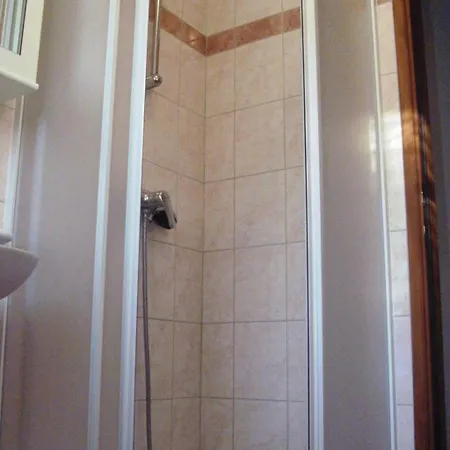In Der Dritten Etage By Interhome *