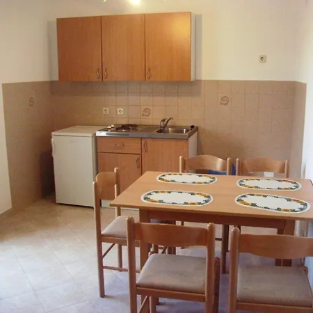 In Der Dritten Etage By Interhome Lejlighed